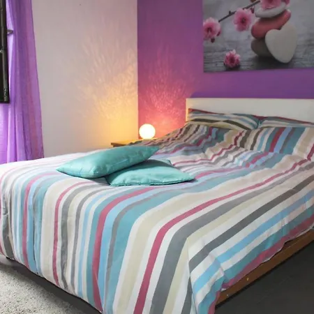 Simone-ferienwohnung Nahe Menaggio * San Siro (Lombardy)